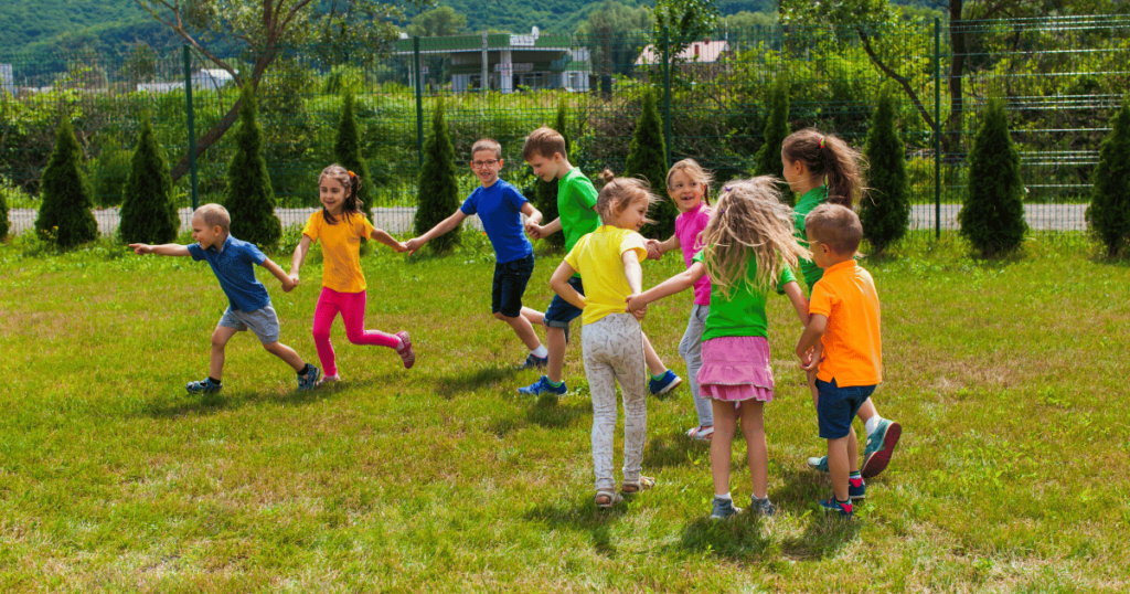 The Benefits of Outdoor Play for Child Development